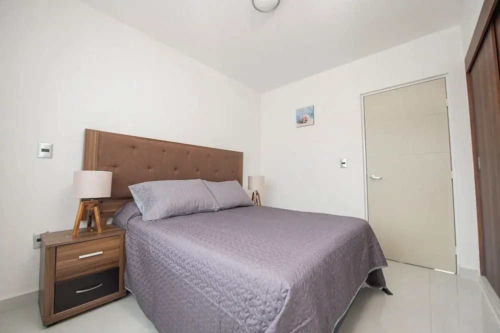 Cozy 2-Bedroom Retreat with Pool Access