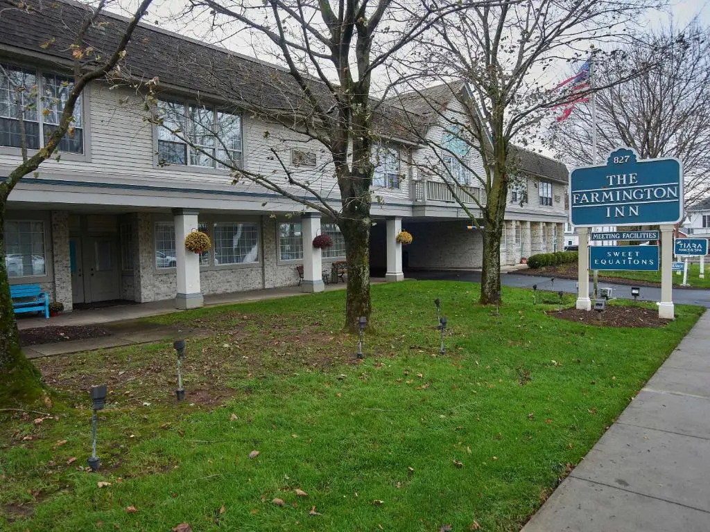 The Farmington Inn and Suites