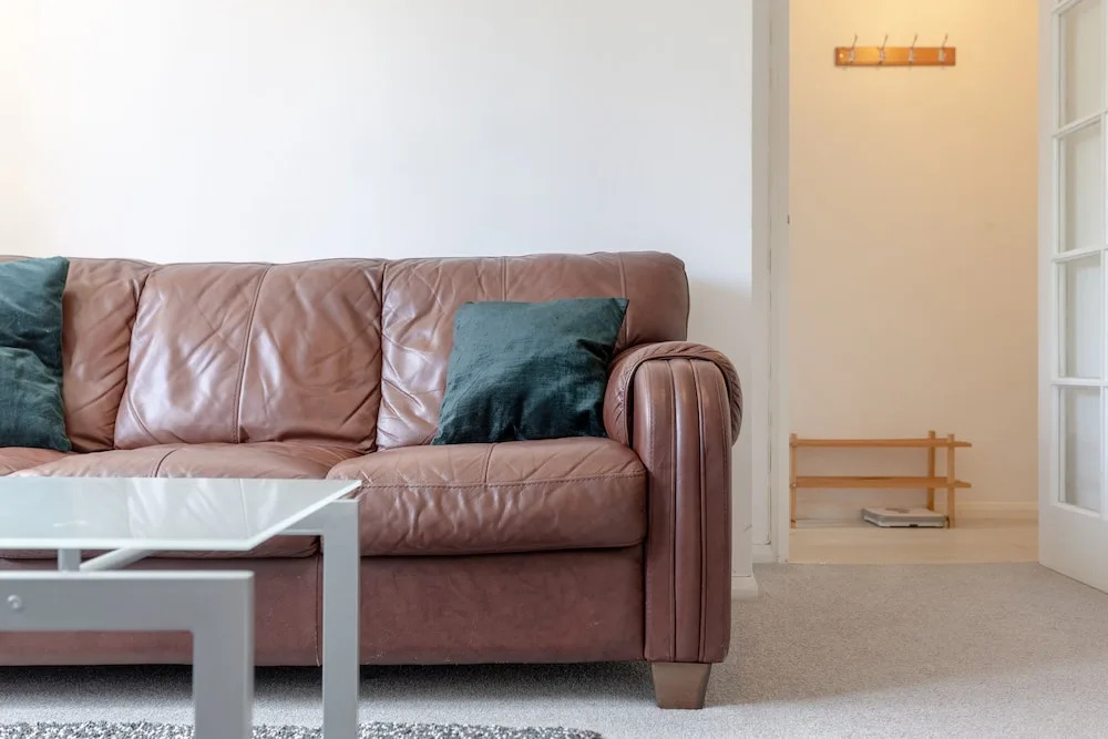 1 Bedroom Apartment Near Surrey Quays