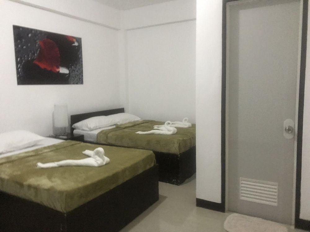4Cs Tourist Lodge