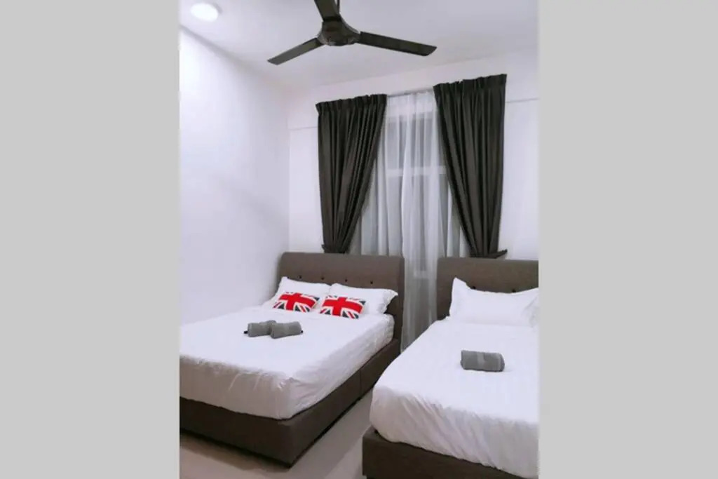 W7Homestay GoldenHill NightMarket