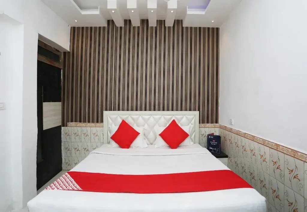 Tripathi Guest House by OYO Rooms