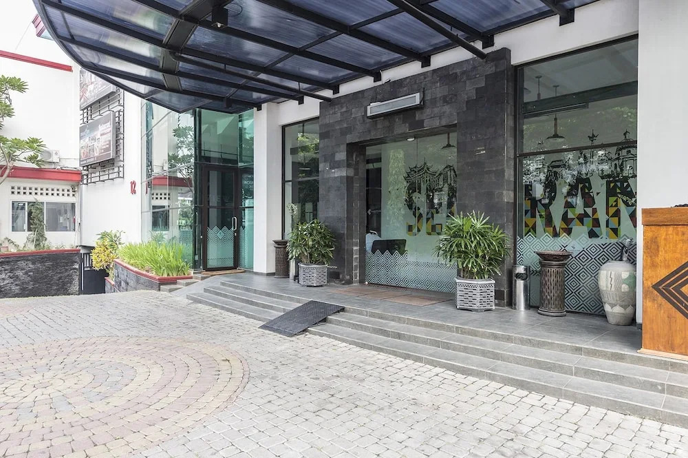 Hotel Candiview Semarang