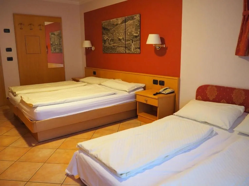 Hotel Garni Rin Da Rin