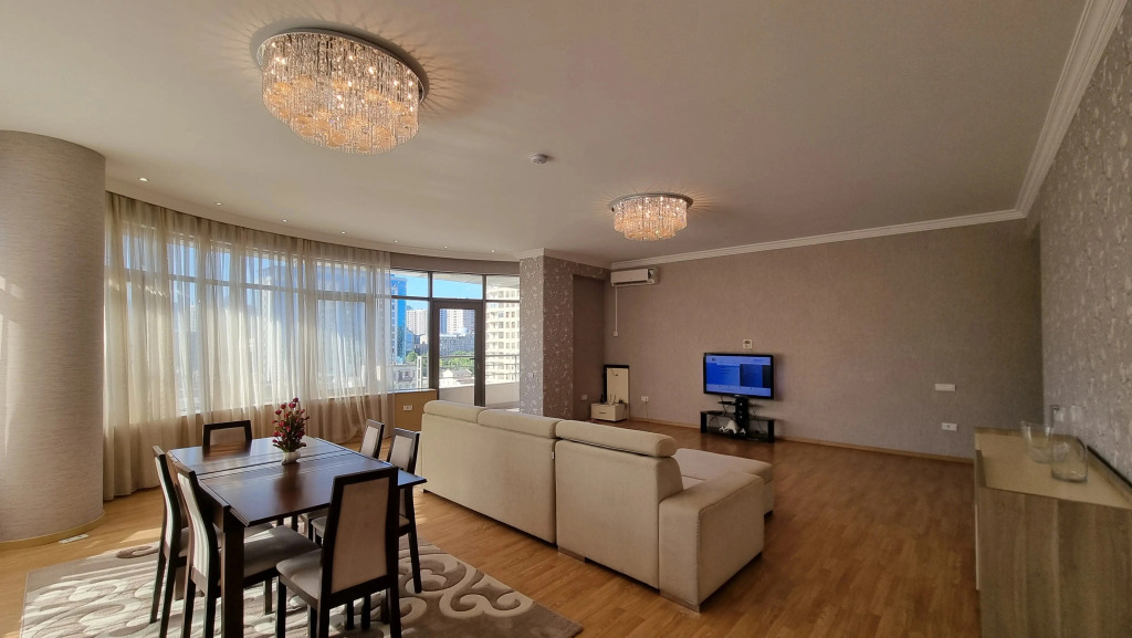 Апартаменты İSR Residence by Bakuapart