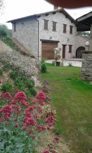 Umbrian Holiday on the enchanting hills of Todi