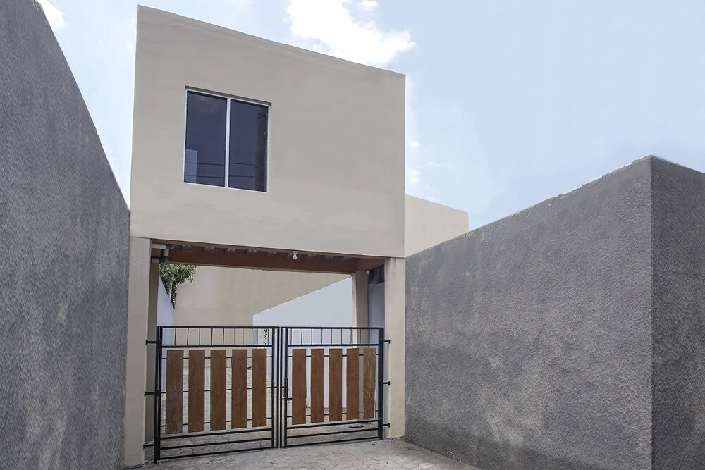 Eirini Family Homestay by OYO Rooms