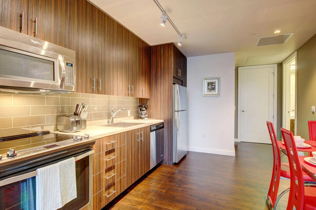 Pelicanstay in Downtown Portland