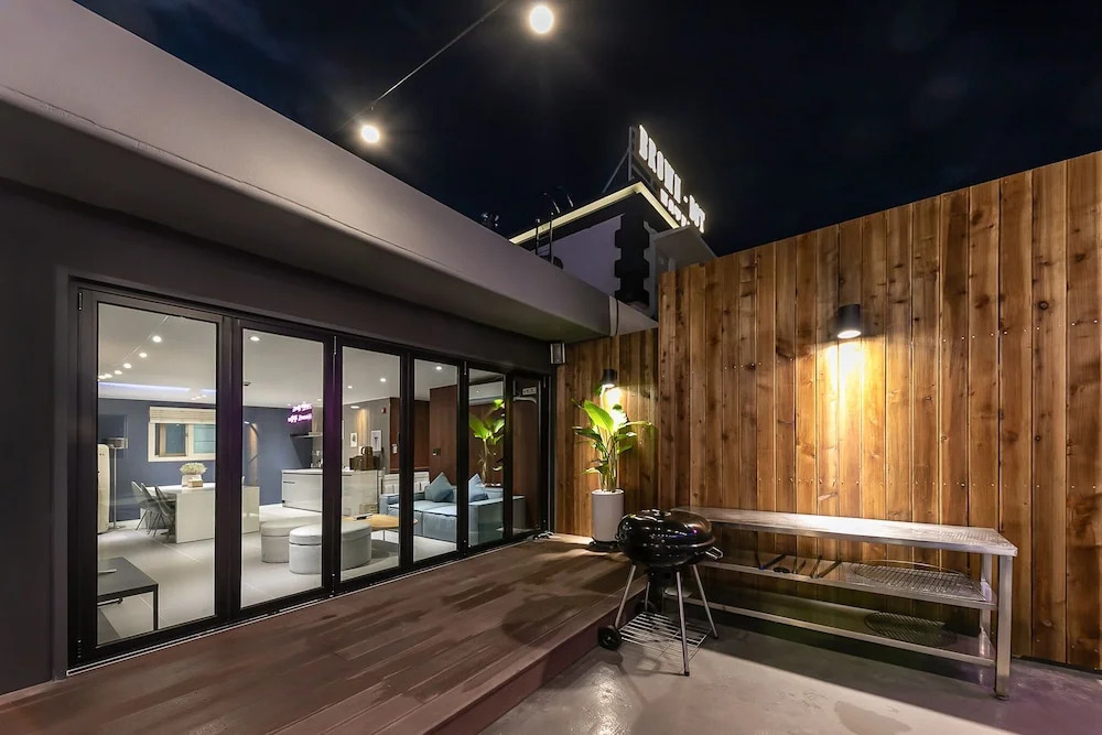 Brown Dot Hotel Seong Seo