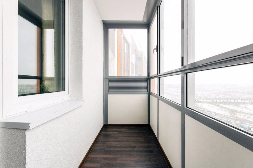 On 24 Floor Apartments