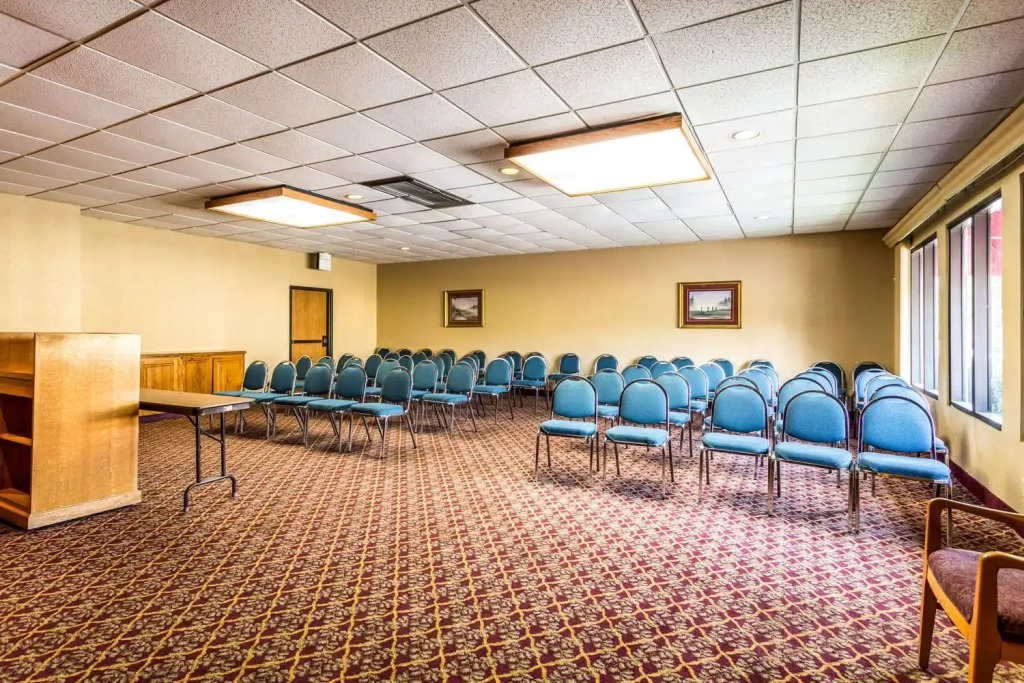 Econo Lodge Oxmoor