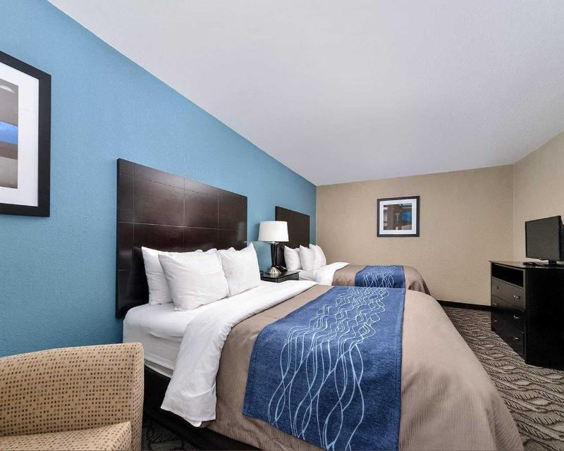 Super 8 Springfield South