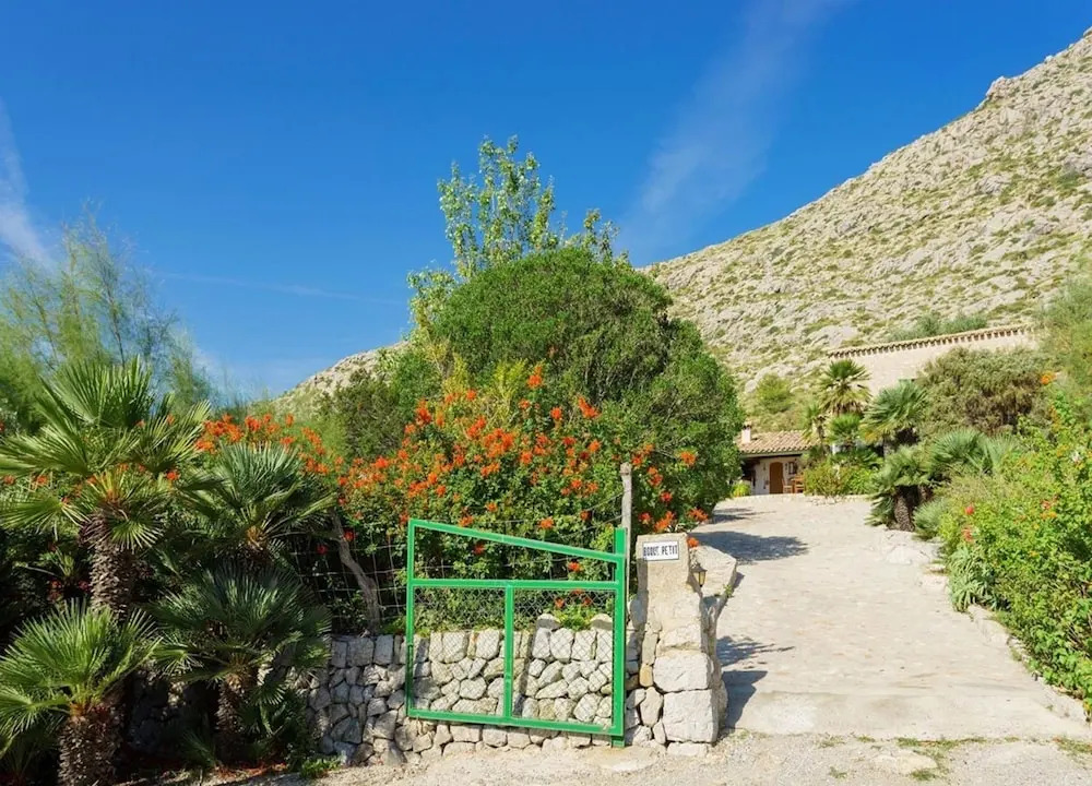 Villa - 3 Bedrooms with Pool and WiFi - 103216