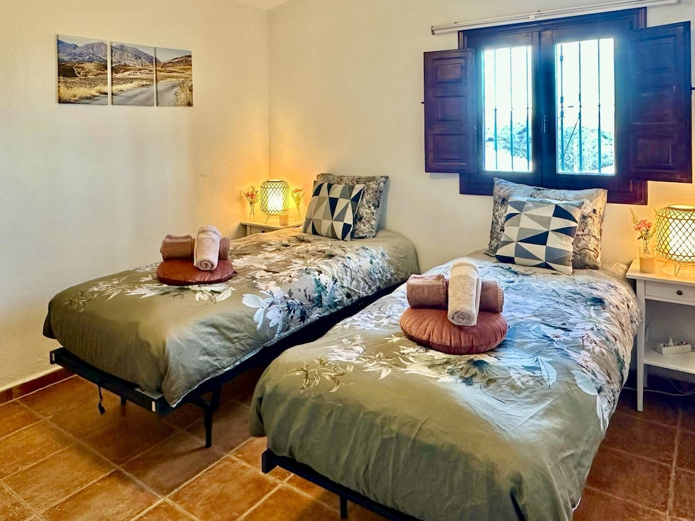 Villa in Malaga, private pool and sea view