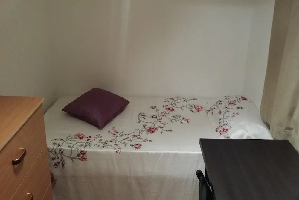 Oneroom