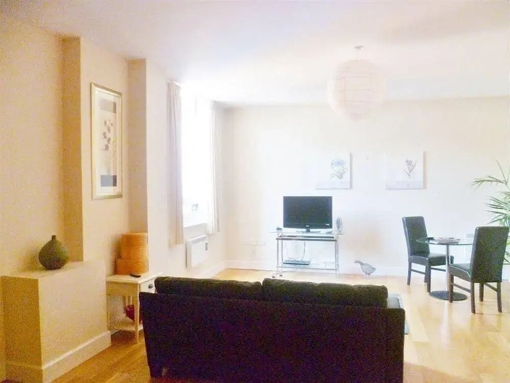 MAX Serviced Apartments Norwich Hardwick House