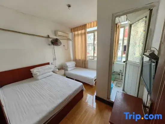 Yanfeng Hostel
