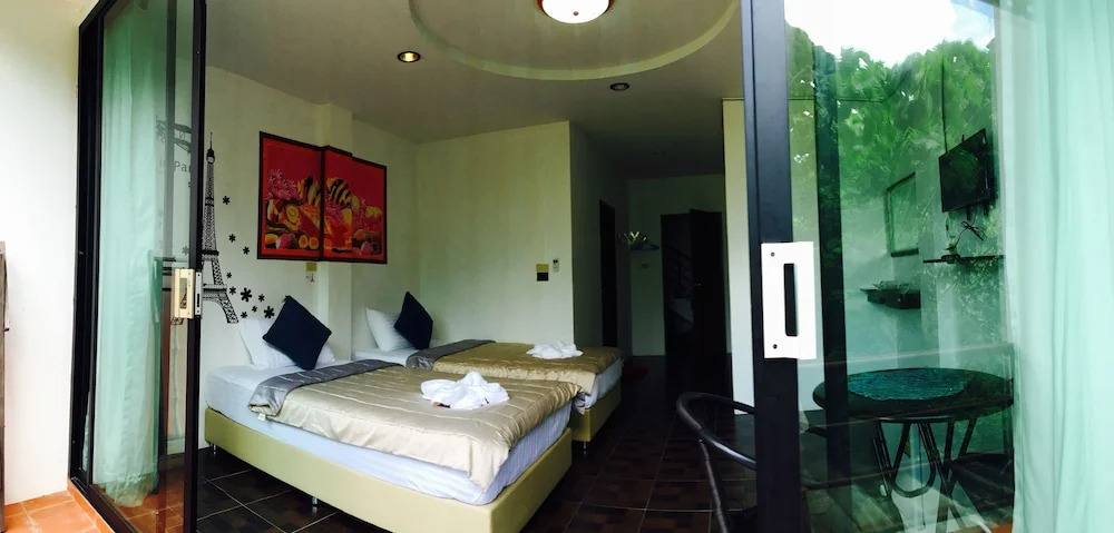 Lanta Friendly House