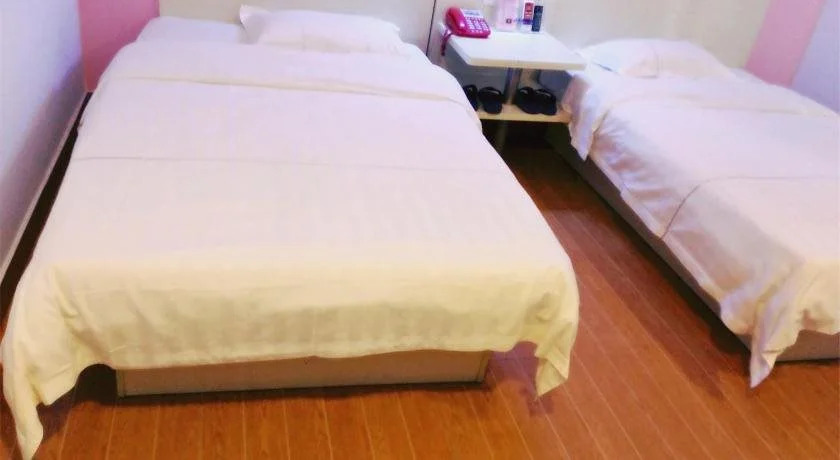 e Home Hotel Nanzhou Railway Staion