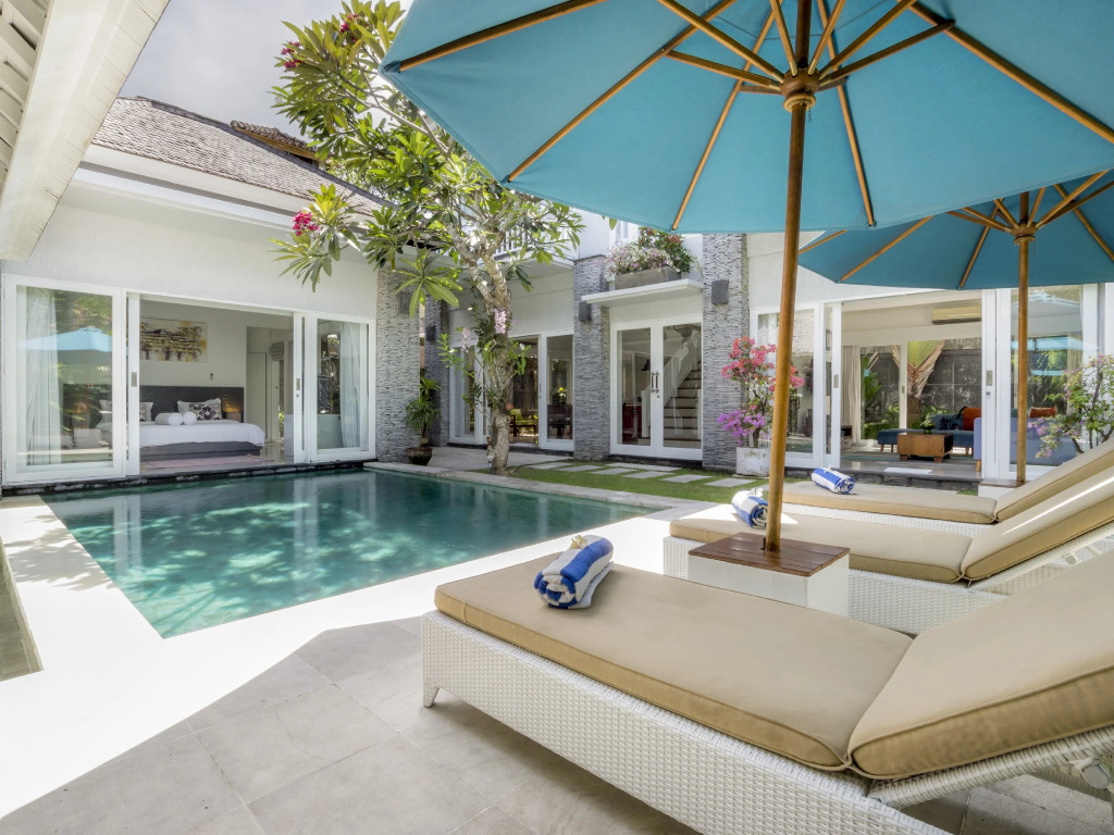 Villa Alun by Villa Finder