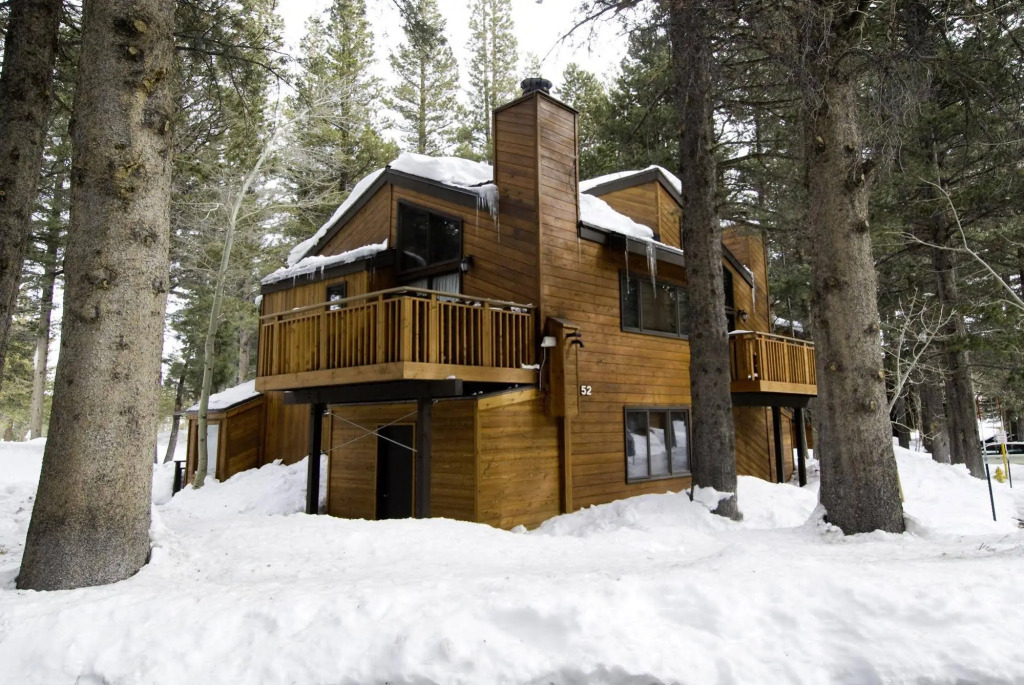 Meadow Ridge Condos by Mammoth Slopes Lodging