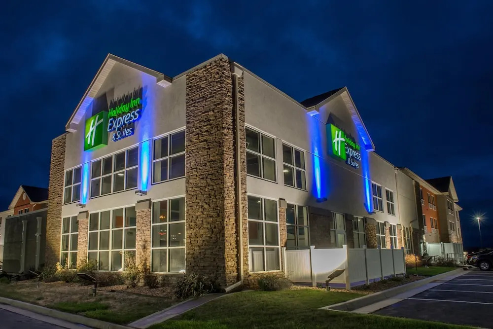 Holiday Inn Express & Suites Rapid City I-90 IHG