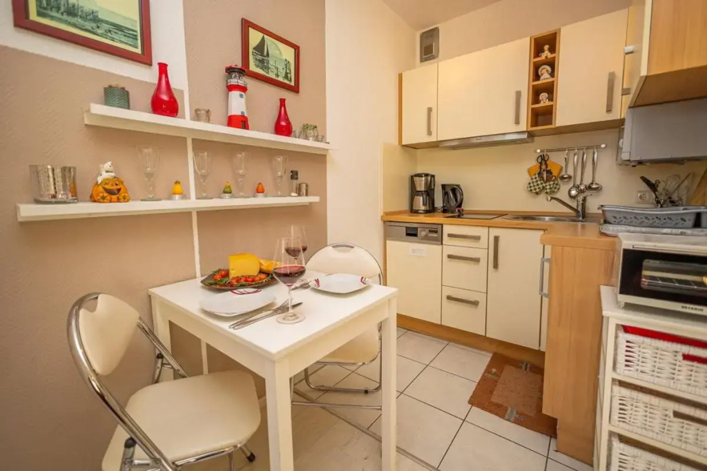 Studio 2 im EG Haus Stranddistel, geschmackvoll eingerichtete Ferienwohnung fur 2 Personen in Zingst