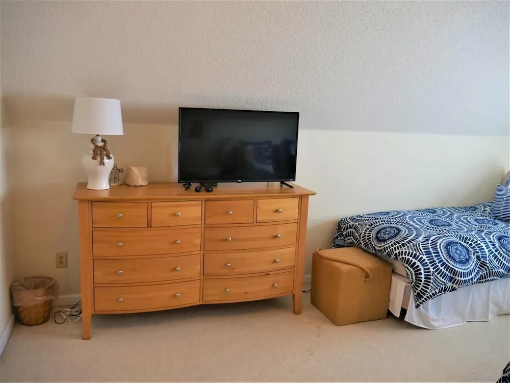 Katinka II - 3 Br Home