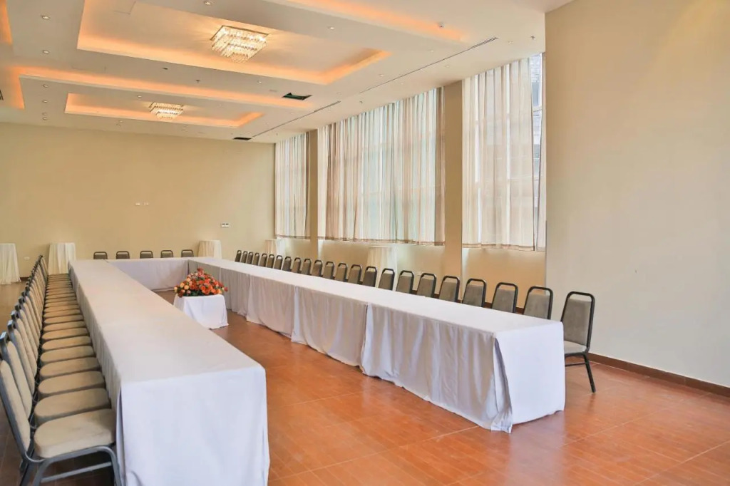 Magnolia Hotel & Conference Center