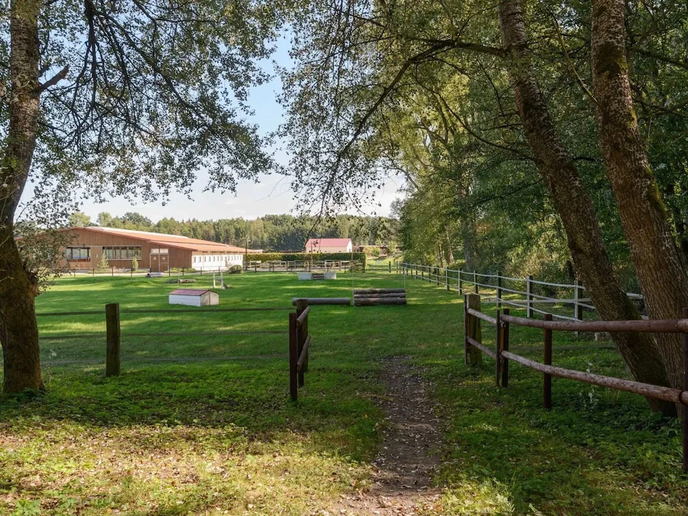 Cozy holiday home on a horse farm in the Lüneburg Heath