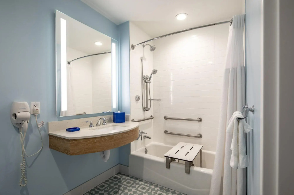 Universal’s Endless Summer Resort - Dockside Inn and Suites