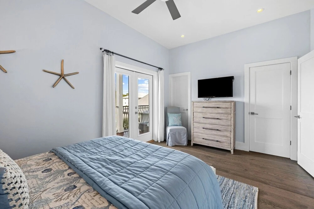 Peaceful Easy Feeling 156 Chivas Lane, Unit B 4 Bedroom Home by RedAwning