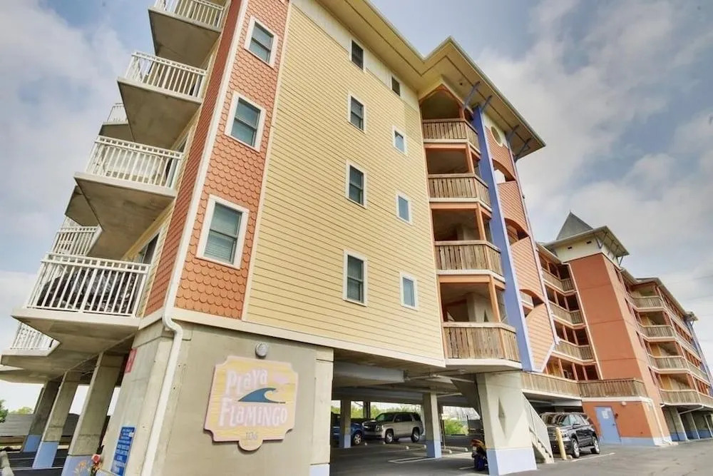 402 Playa Flamingo - 2 Br Condo