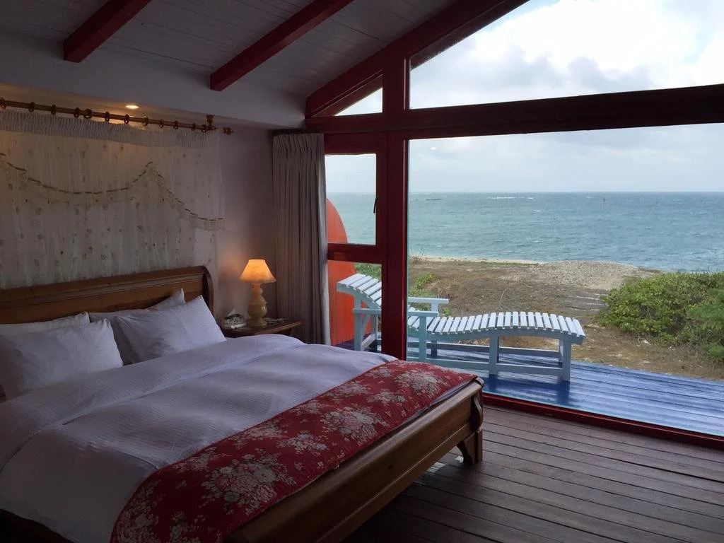 23.5 Blue B & B