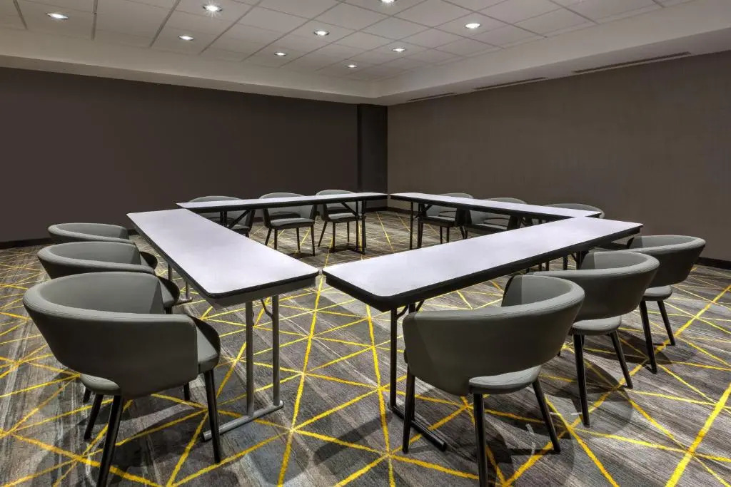 Holiday Inn Grand Rapids - South by IHG