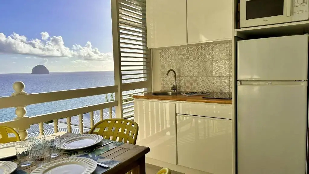 Grey Diamond Studio (Adults Only)