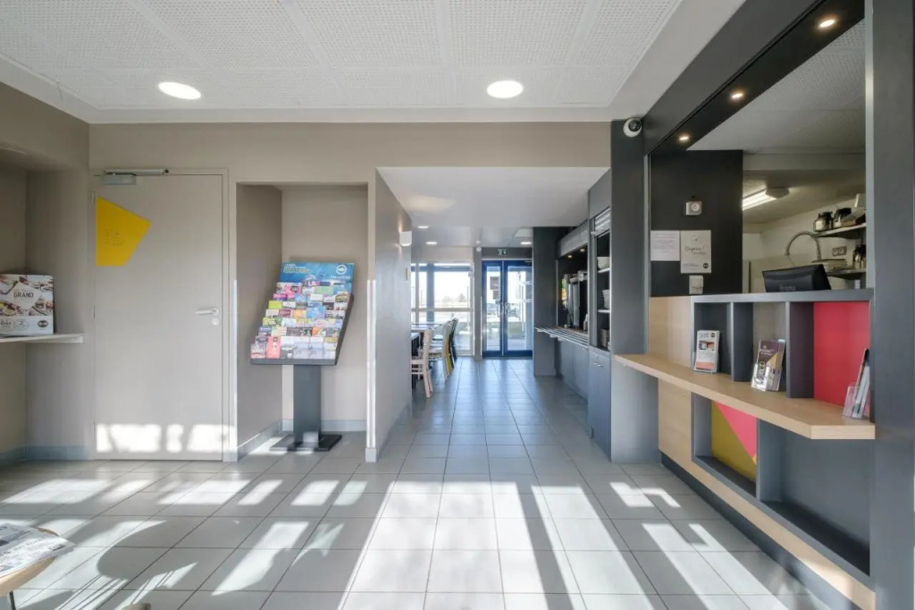 B&B HOTEL CALAIS Coquelles Tunnel sous La Manche