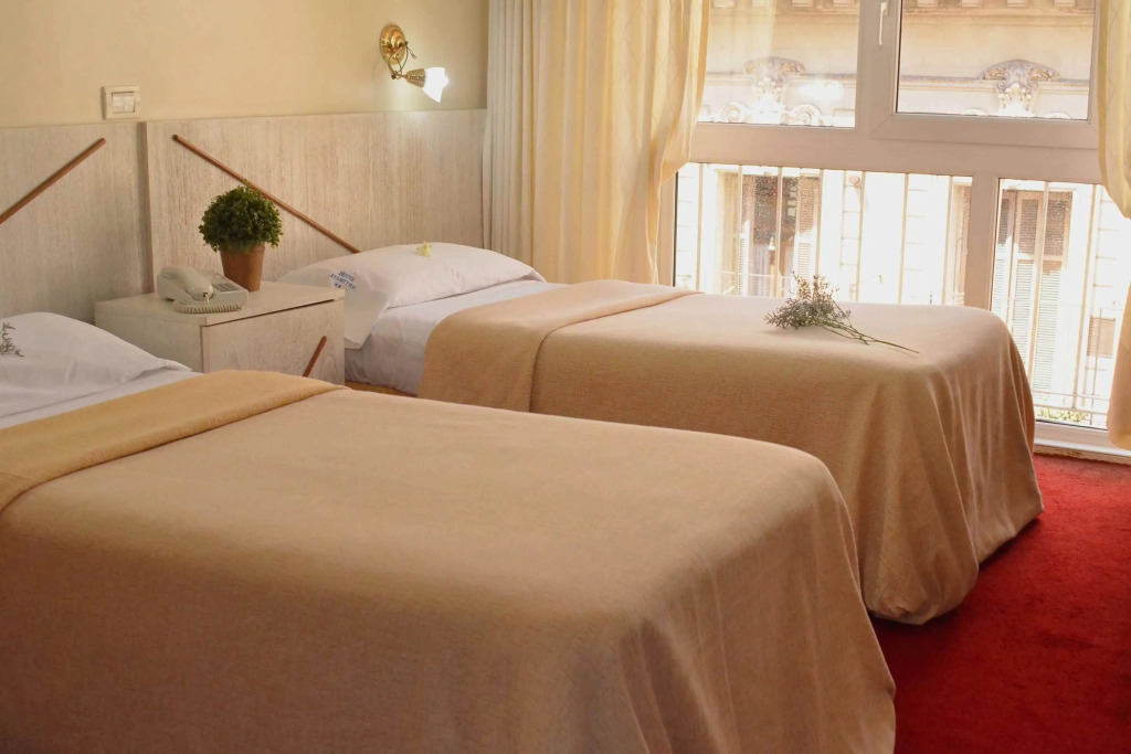 Hotel Ayamitre