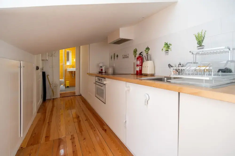 Bairro Alto Tiny Studio by Homing