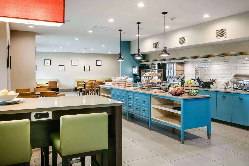 Country Inn & Suites by Radisson, Middleton - Madison West