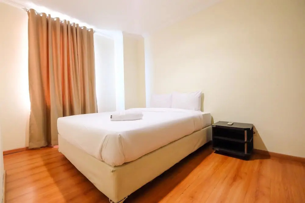 Exclusive Riverside Pluit Apartment