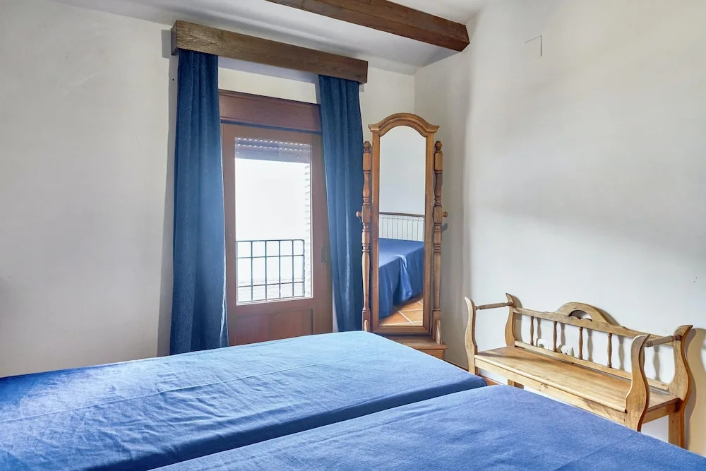 Villa With 6 Bedrooms in Puebla de Don Rodrigo, With Wonderful Mountain View, Private Pool, Furnished Balcony