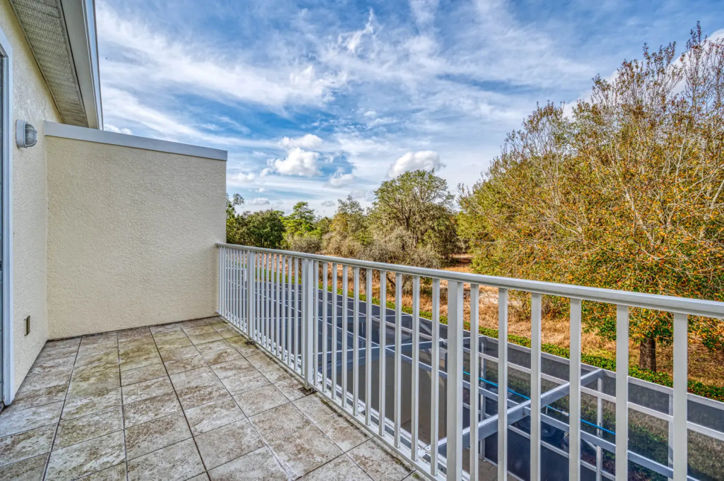 Nice and pleasant townhome villa with private pool near Disney