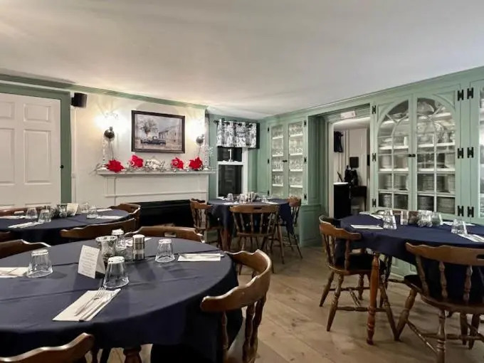 Blue Bear inn