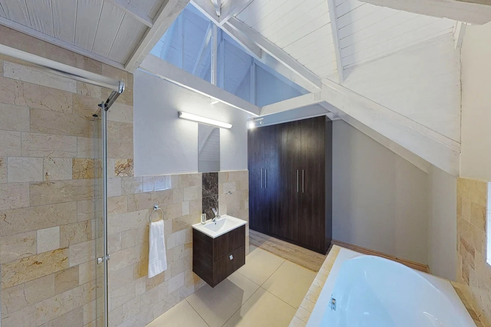 Hermanus Longboat Sea Cottage