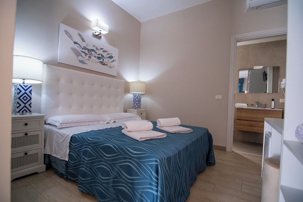 Residence Blue Marine