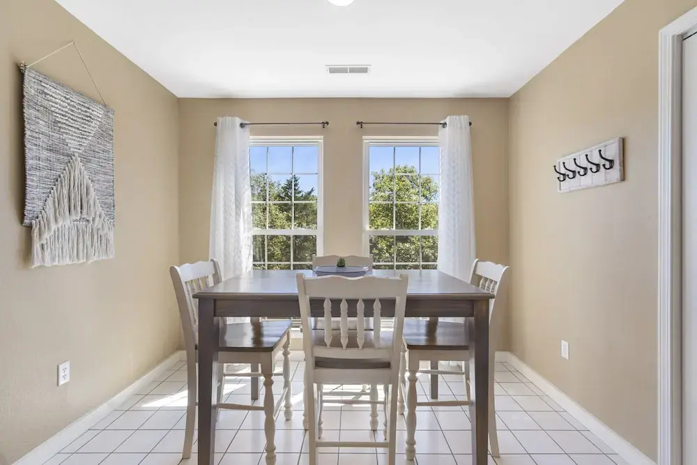 Serene Escape at Table Rock Lake