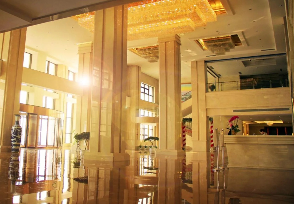 Zhongfei Grand Sky Light Hotel