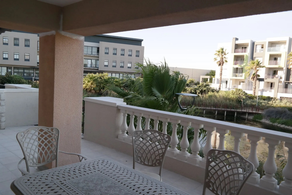 Bougain Villas