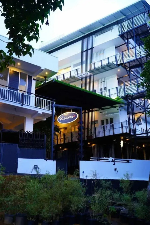 Palatty's Resort